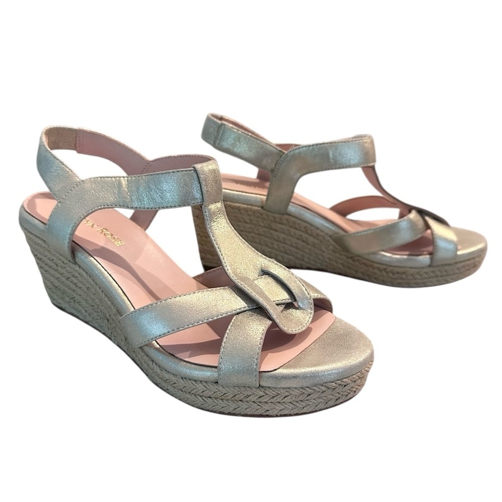Taryn Rose Karalee Sandals Beige Metallic Wedge Espadrille Size 8